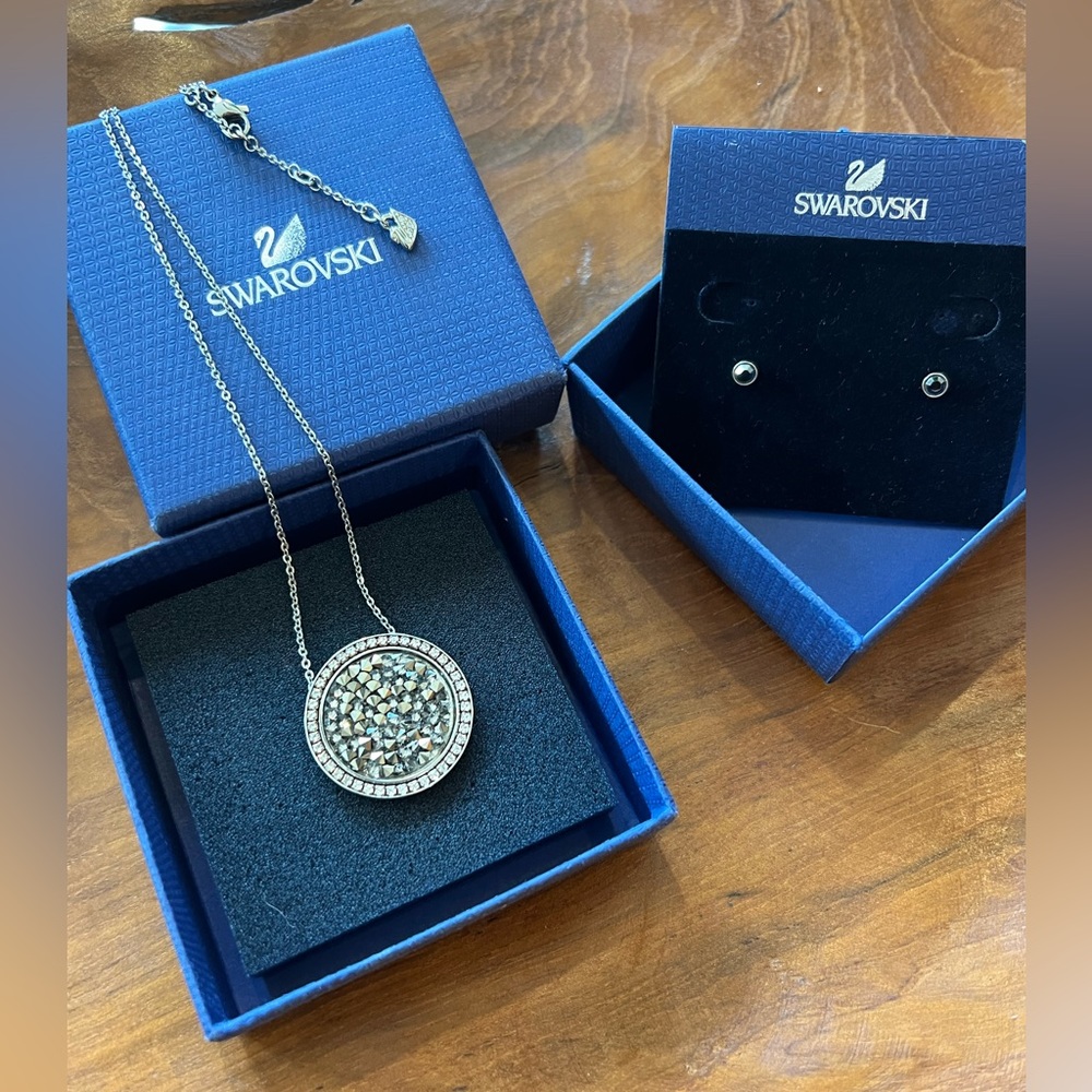 Swarovski Pendant & Stud Earrings